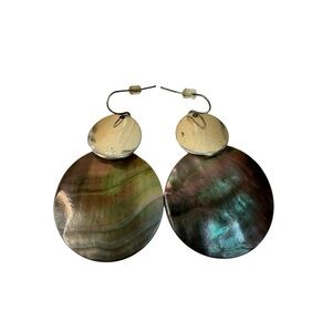 Multicolor Shell Irredentist Silver Tone Dangle Earrings Boho Vacation Cruise